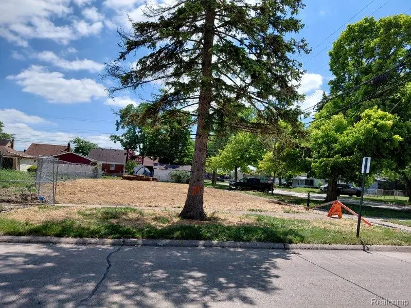 13581 Edison Street, Southgate, MI 48195 - #2