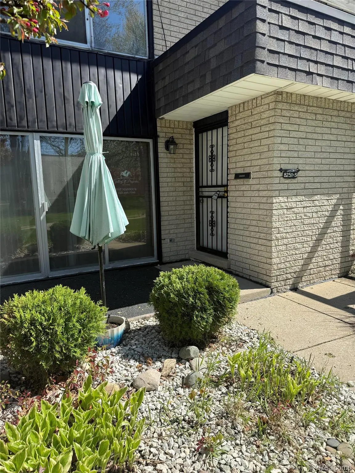 8251 Kennedy Circle #3, Warren, MI 48093 - #1
