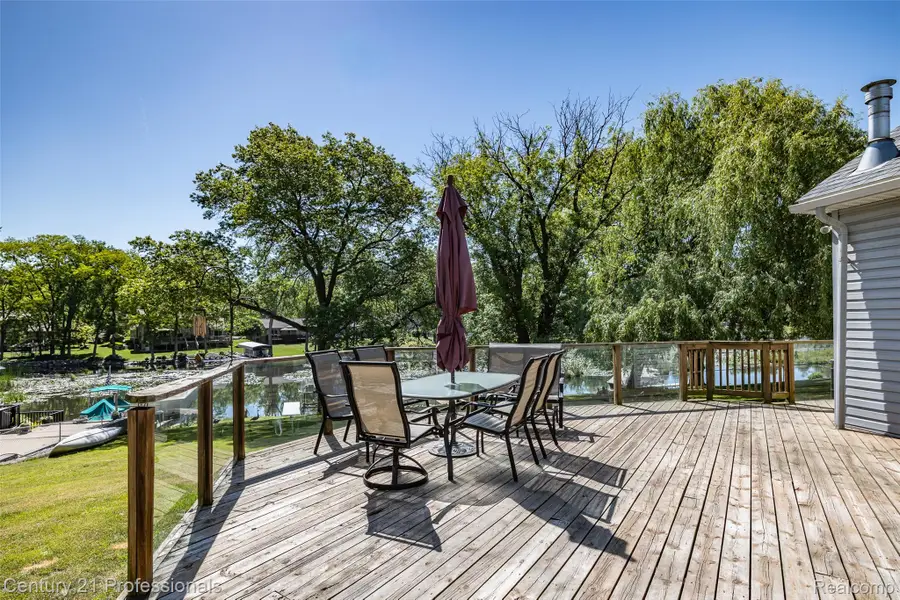 3251 Mann Road, Clarkston, MI 48346 - #3