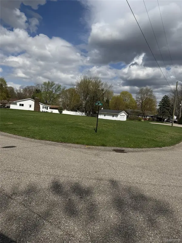 6912 Lynn Ann Drive, Hudsonville, MI 49426