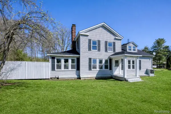 2218 Wixom Road, CommerceTwp, MI 48382