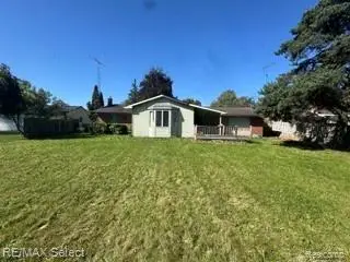 4483 Old Colony Drive, Flint, MI 48507