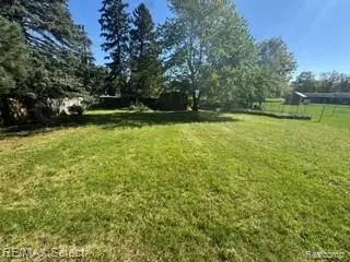 4483 Old Colony Drive, Flint, MI 48507 - #3
