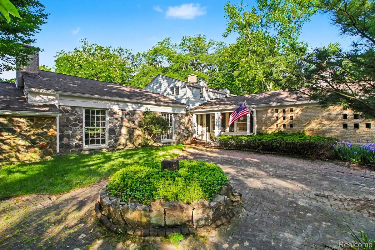 26580 Wellington Road, Franklin, MI 48025 - #1
