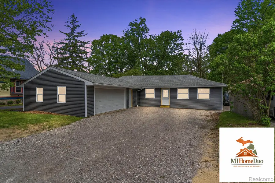 713 S Mill Street, Clio, MI 48420 - #2