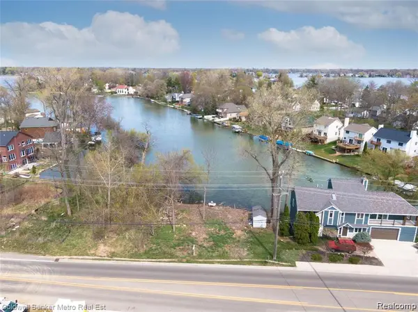 00 Cass Lake Road, Waterford, MI 48328