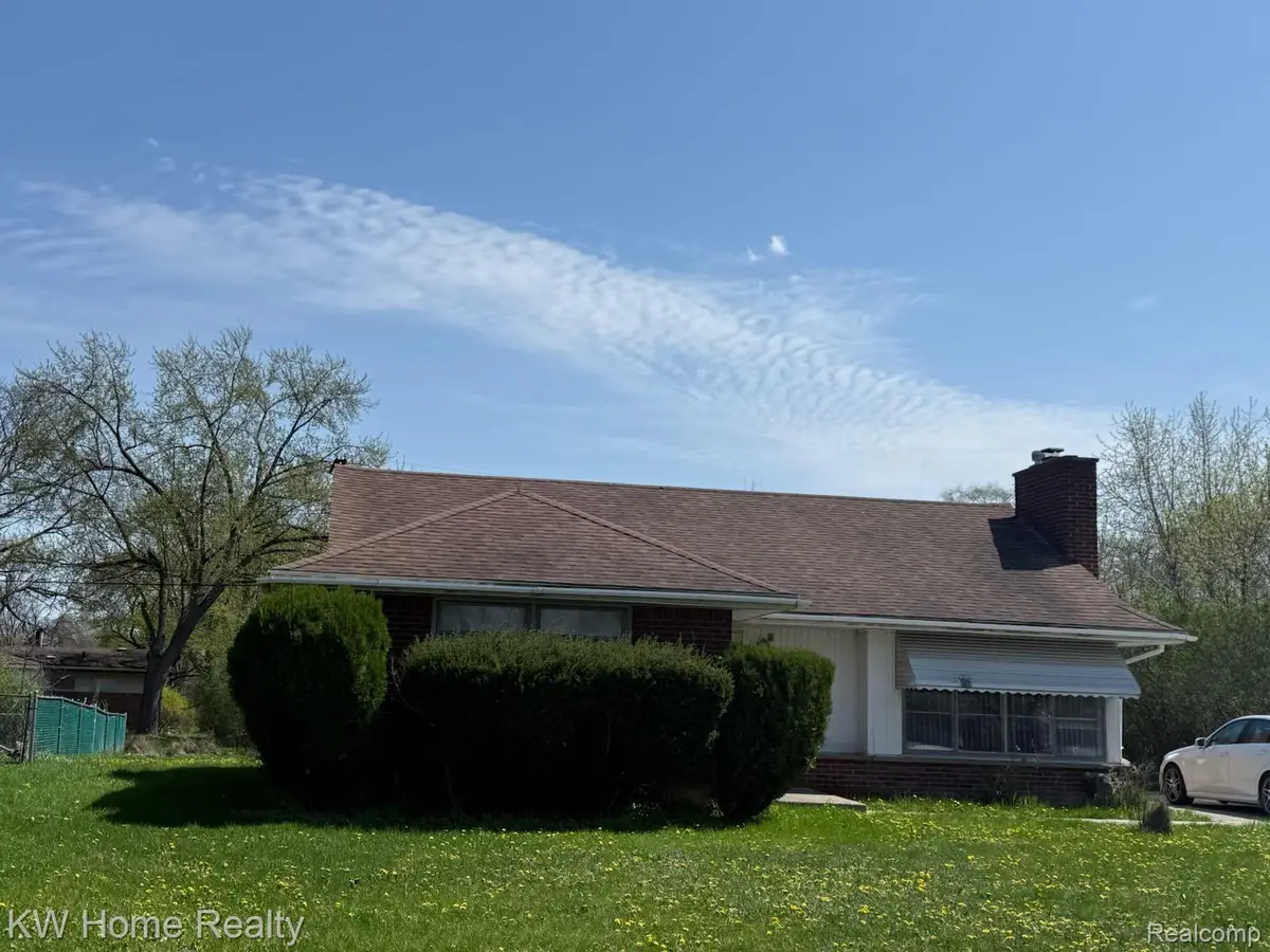 29316 Southgate Drive, Southfield, MI 48076 - #1