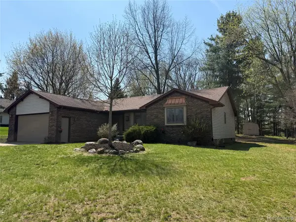 3828 Winding Pine Drive, Metamora, MI 48455