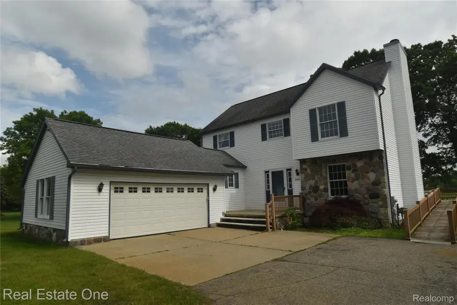 246 Nicklas Court, Oxford, MI 48371 - #3