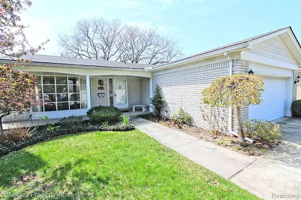 22512 Corteville Street, StClairShores, MI 48081