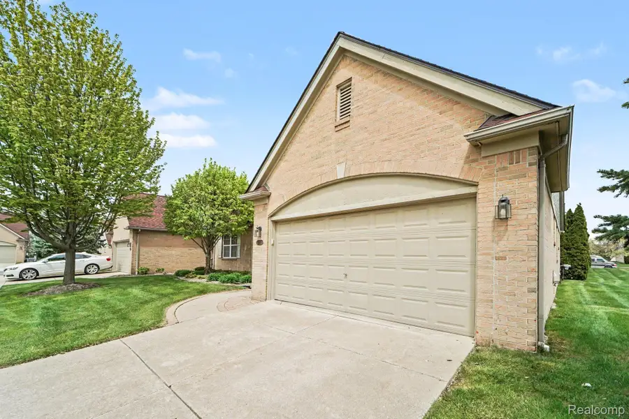 17171 Stone Drive #73, Clinton, MI 48038 - #2