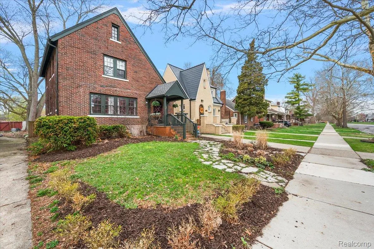 463 Lakewood Street, Detroit, MI 48215 - #1
