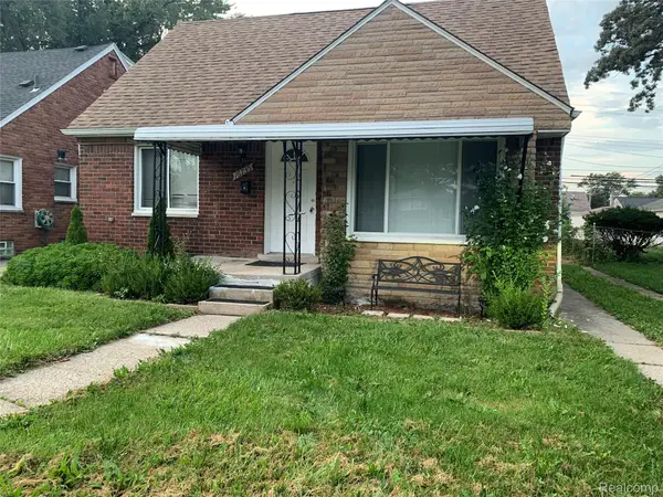16735 Lincoln Avenue, Eastpointe, MI 48021