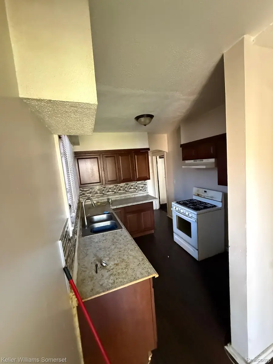 14045 Sussex Street, Detroit, MI 48227 - #2