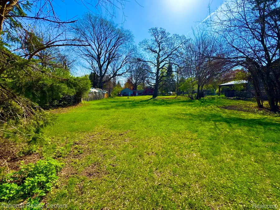 0000 E Colwell Street Street W, Farmington Hills, MI 48336 - #3