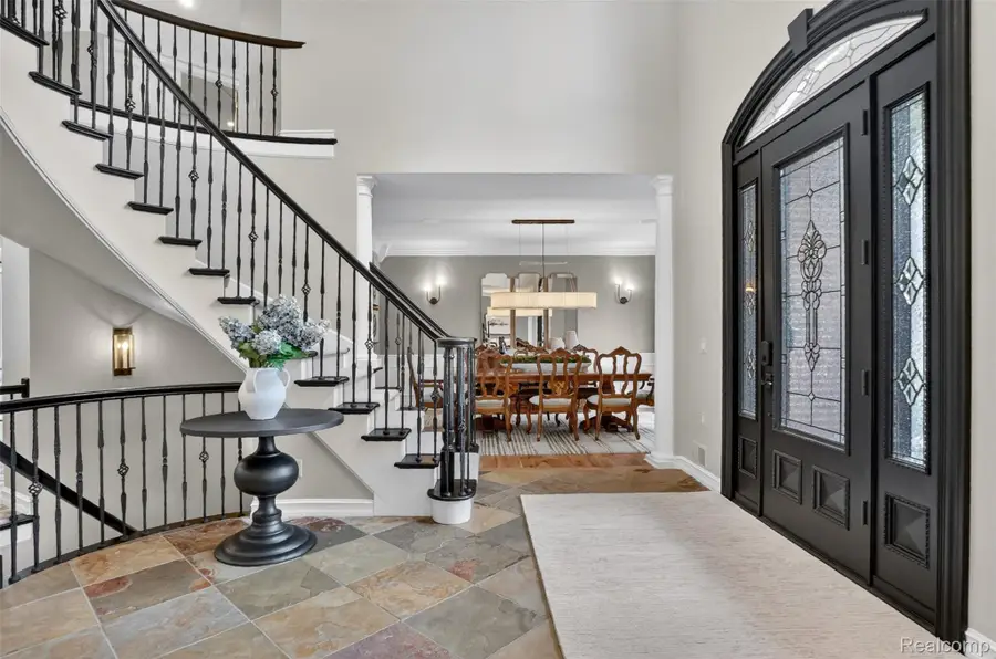 1867 Lincolnshire Drive, Rochester Hills, MI 48309 - #2
