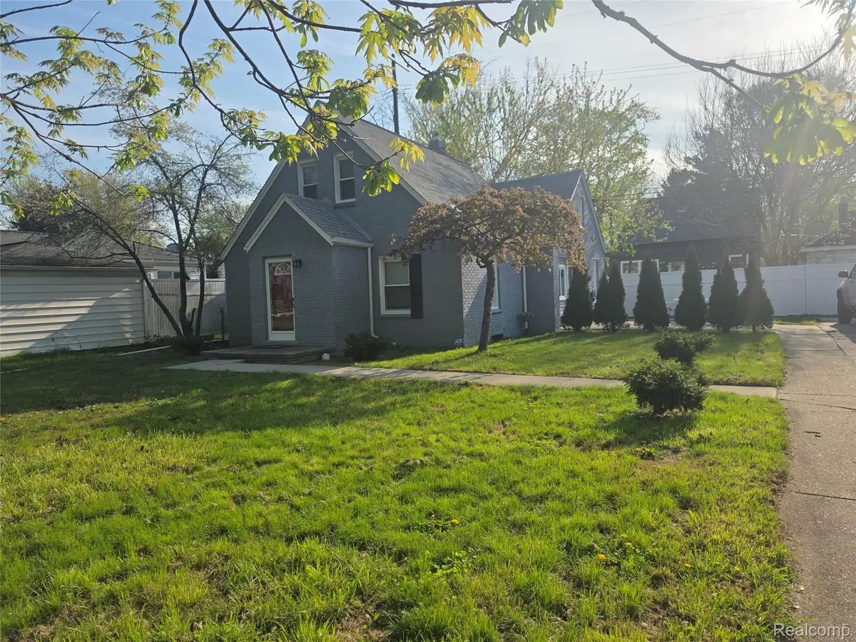 21958 Birchwood Avenue, Eastpointe, MI 48021 - #1