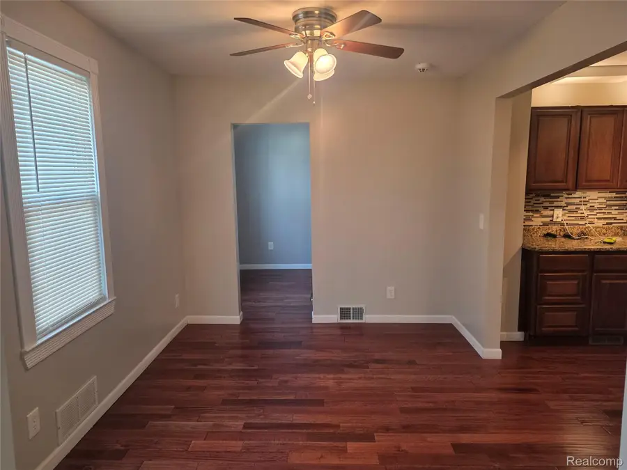 21958 Birchwood Avenue, Eastpointe, MI 48021 - #3