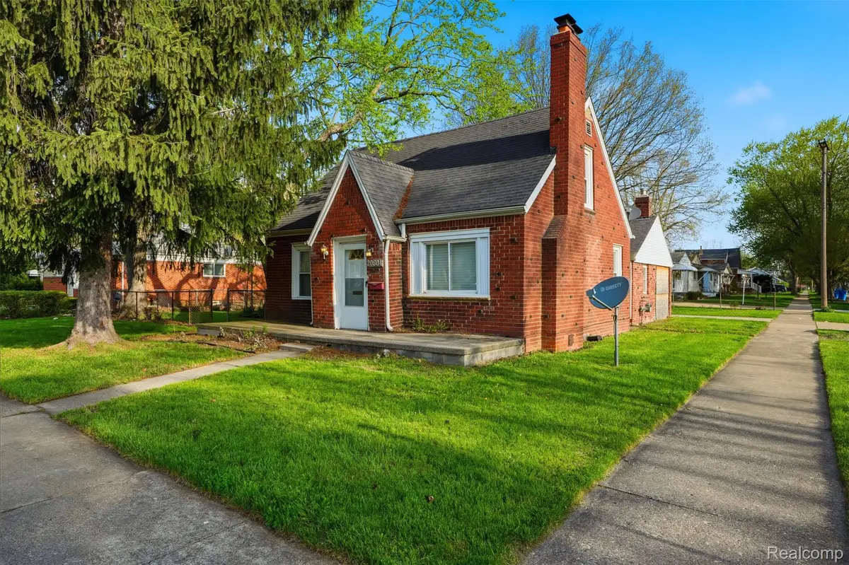 20604 Annapolis Street, Dearborn Heights, MI 48125 - #1