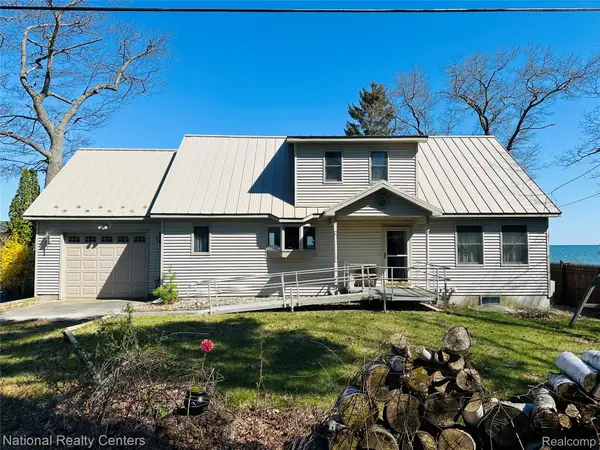 1390 N Us 23, EastTawas, MI 48730