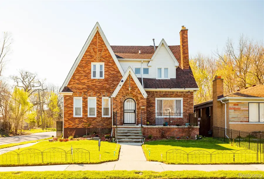 11164 E Outer Drive, Detroit, MI 48224 - #2