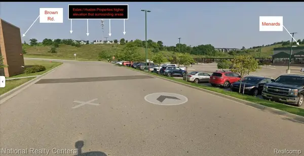 4900 Estes Drive, LakeOrion, MI 48359