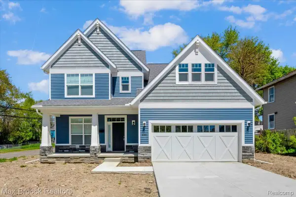 240 W Wilson, Pontiac, MI 48341