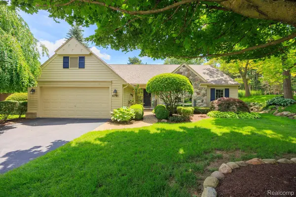 4791 Roundtree Drive #1, Brighton, MI 48116