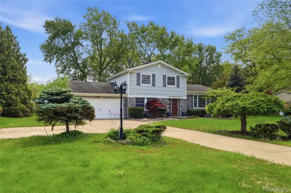 4168 Mccandlish Road, GrandBlanc, MI 48439