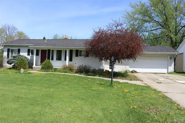 1073 Sarah Street, GrandBlanc, MI 48439