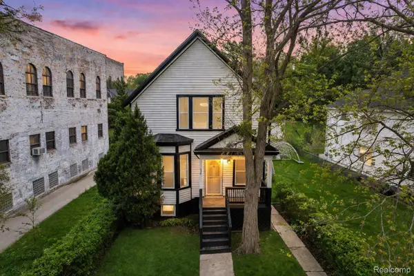 430 Holbrook Street, Detroit, MI 48202