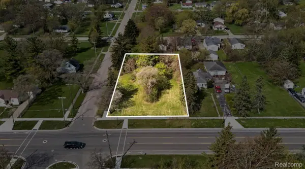 3261 Sheridan Avenue, Saginaw, MI 48601