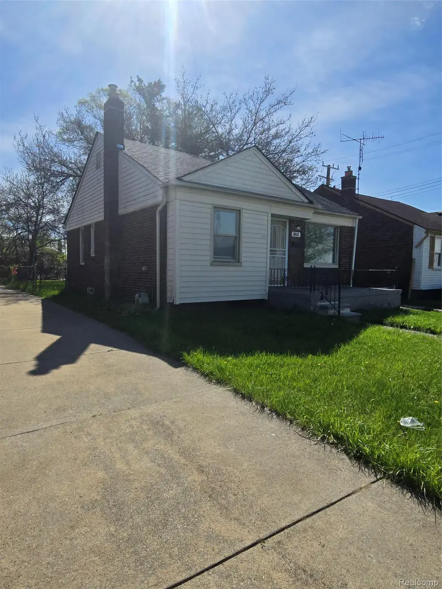8842 Longacre Street, Detroit, MI 48228 - #3