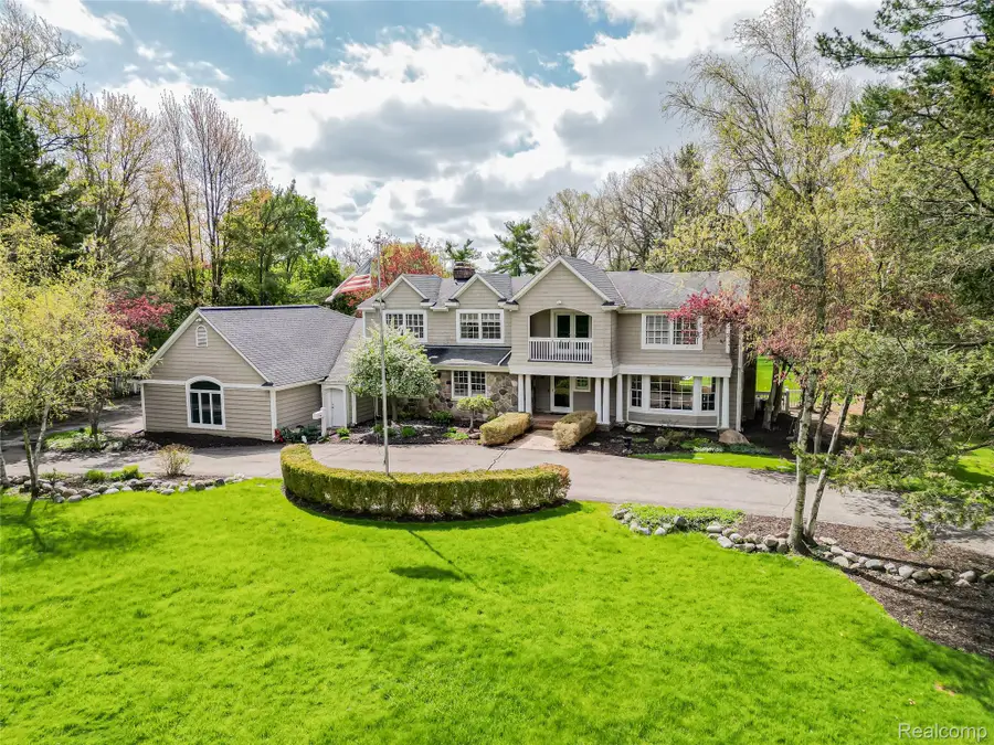 2085 Quarton Road, Bloomfield, MI 48301 - #2