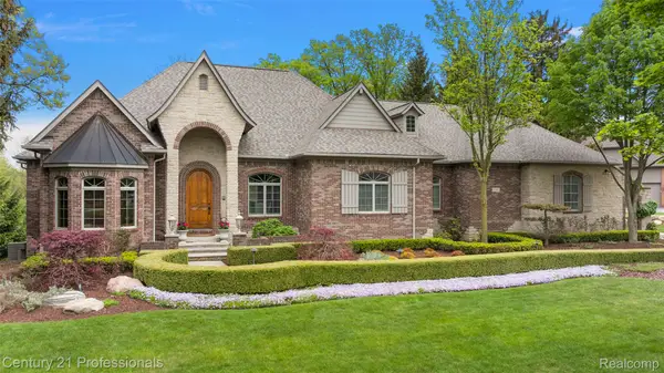1181 Iroquois Trail, Oxford, MI 48371