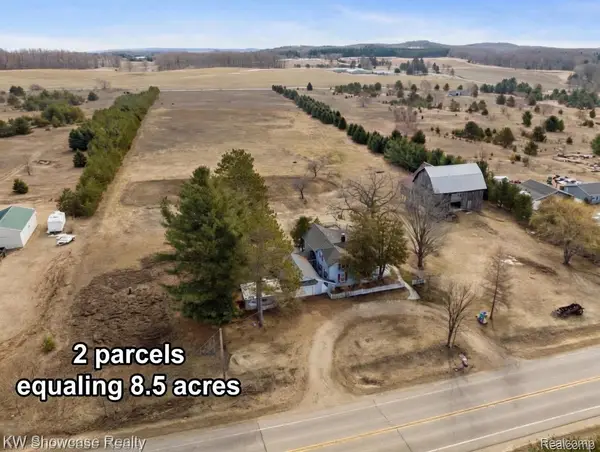 8198 Horton Bay Road, Petoskey, MI 49770