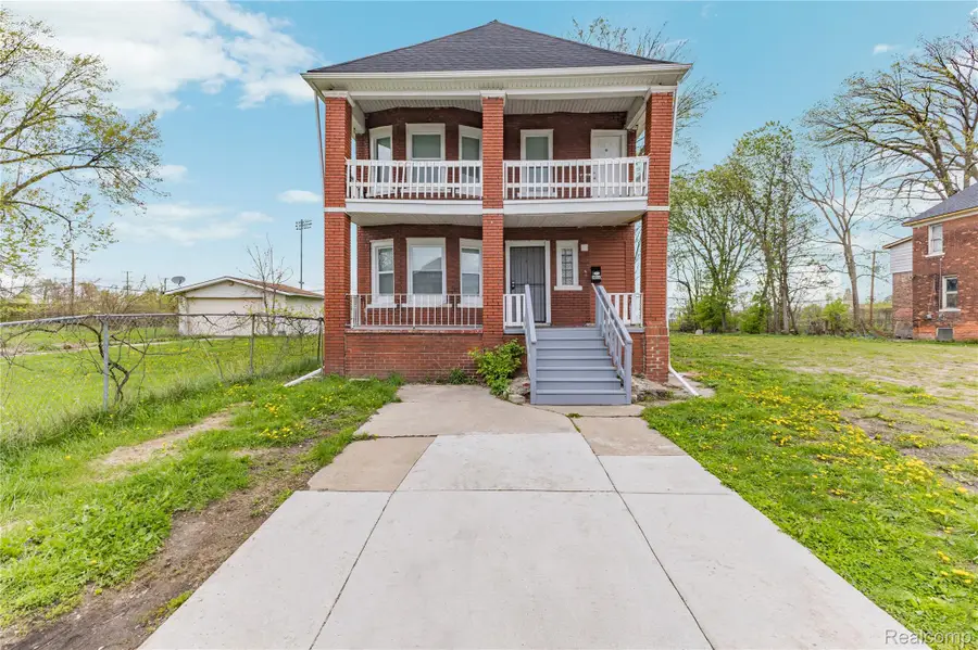 3010 Montclair Street, Detroit, MI 48214 - #2