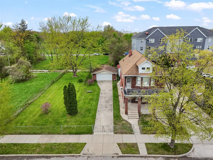1423 Lakewood Street, Detroit, MI 48215 - #2