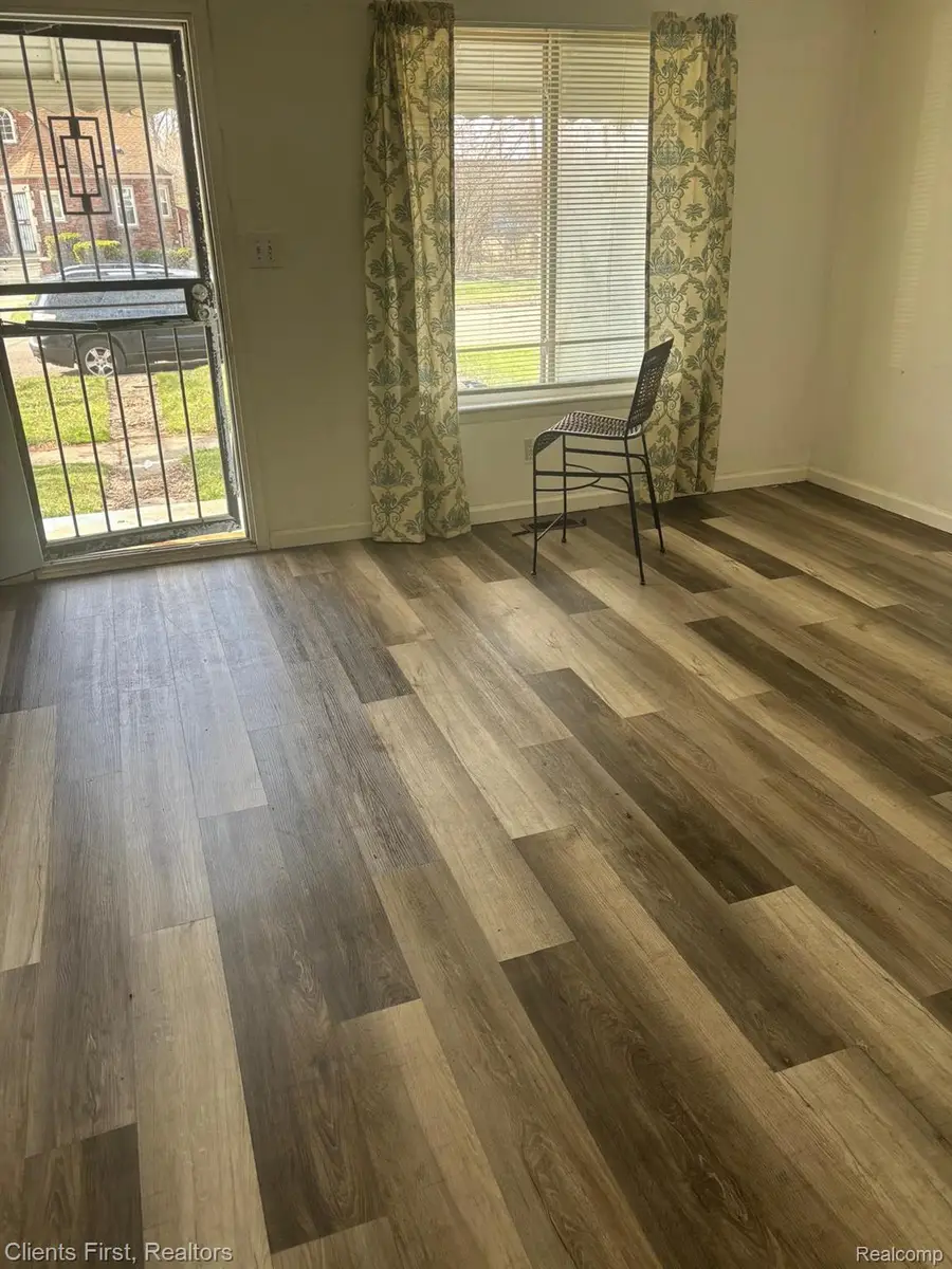19024 Riverview Street, Detroit, MI 48219 - #3