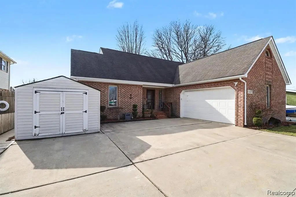 7277 Cardinal Street, Algonac, MI 48001 - #1