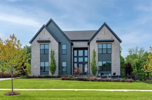 138 Maple Leaf Lane, AnnArbor, MI 48105