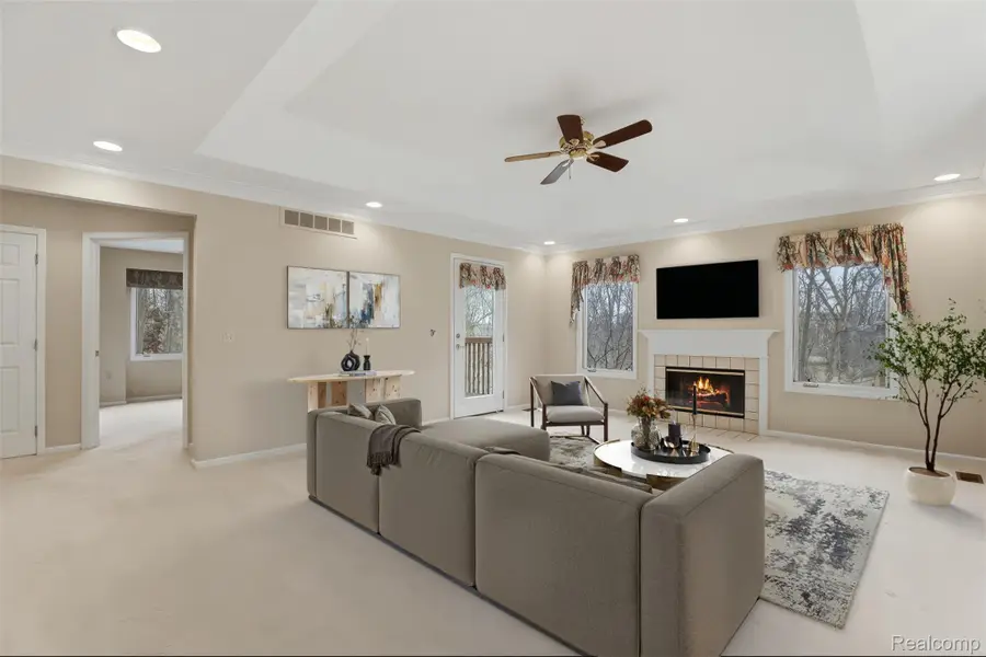 21400 Magnolia Court, Farmington Hills, MI 48336 - #2