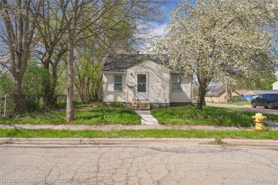 524 Luther Avenue, Pontiac, MI 48341 - #2