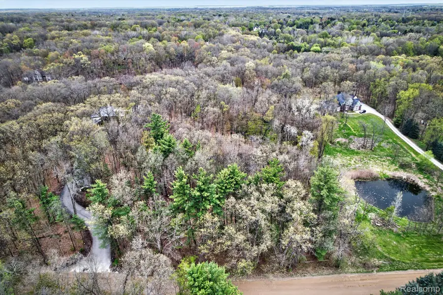 6944 Cooley Lake Road, White Lake, MI 48383 - #3