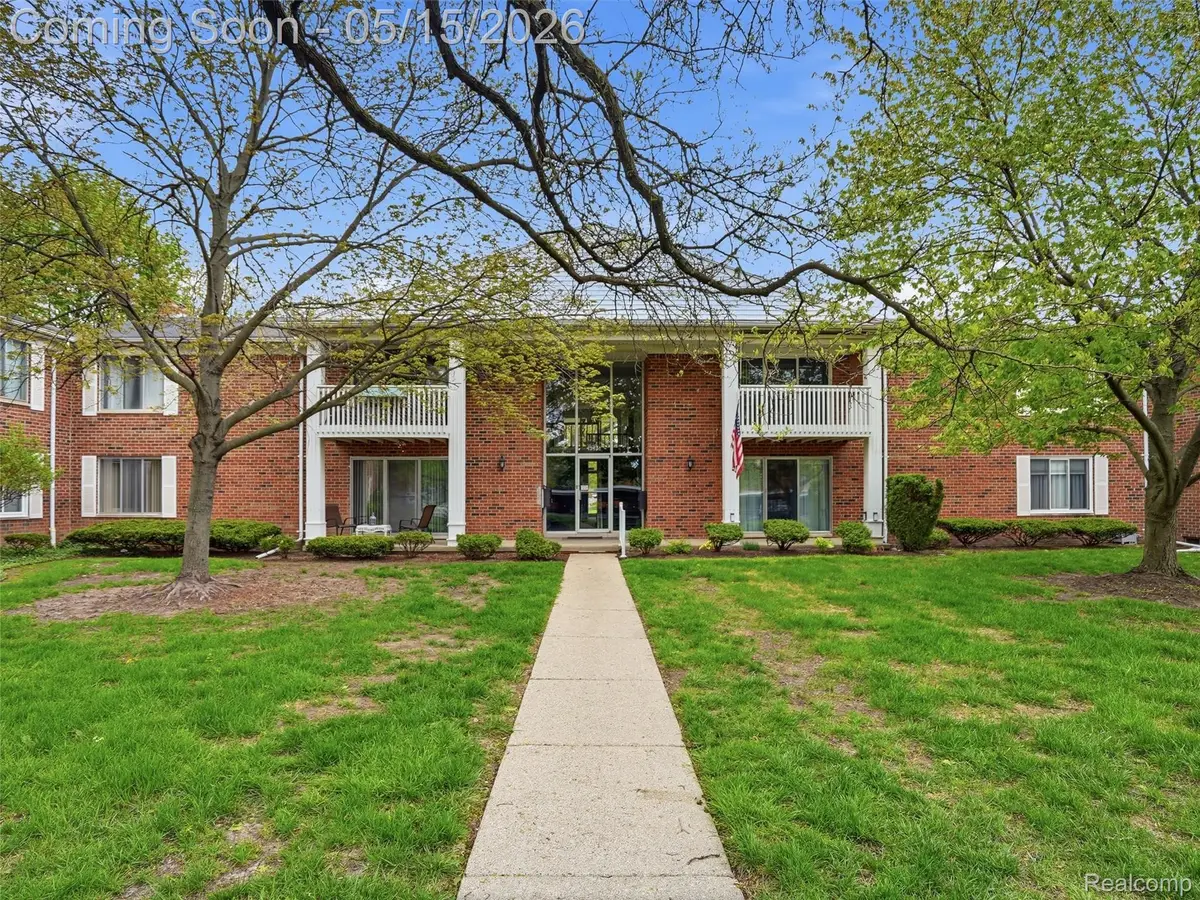 42231 Toddmark Lane, Clinton, MI 48038 - #1