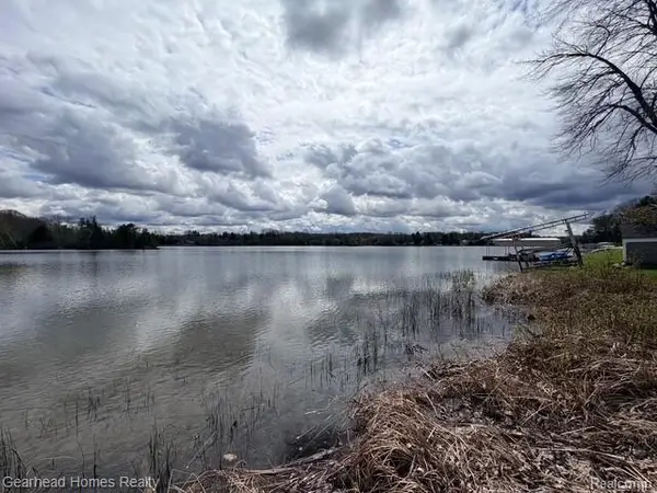 VL Sashabaw Road, Clarkston, MI 48348
