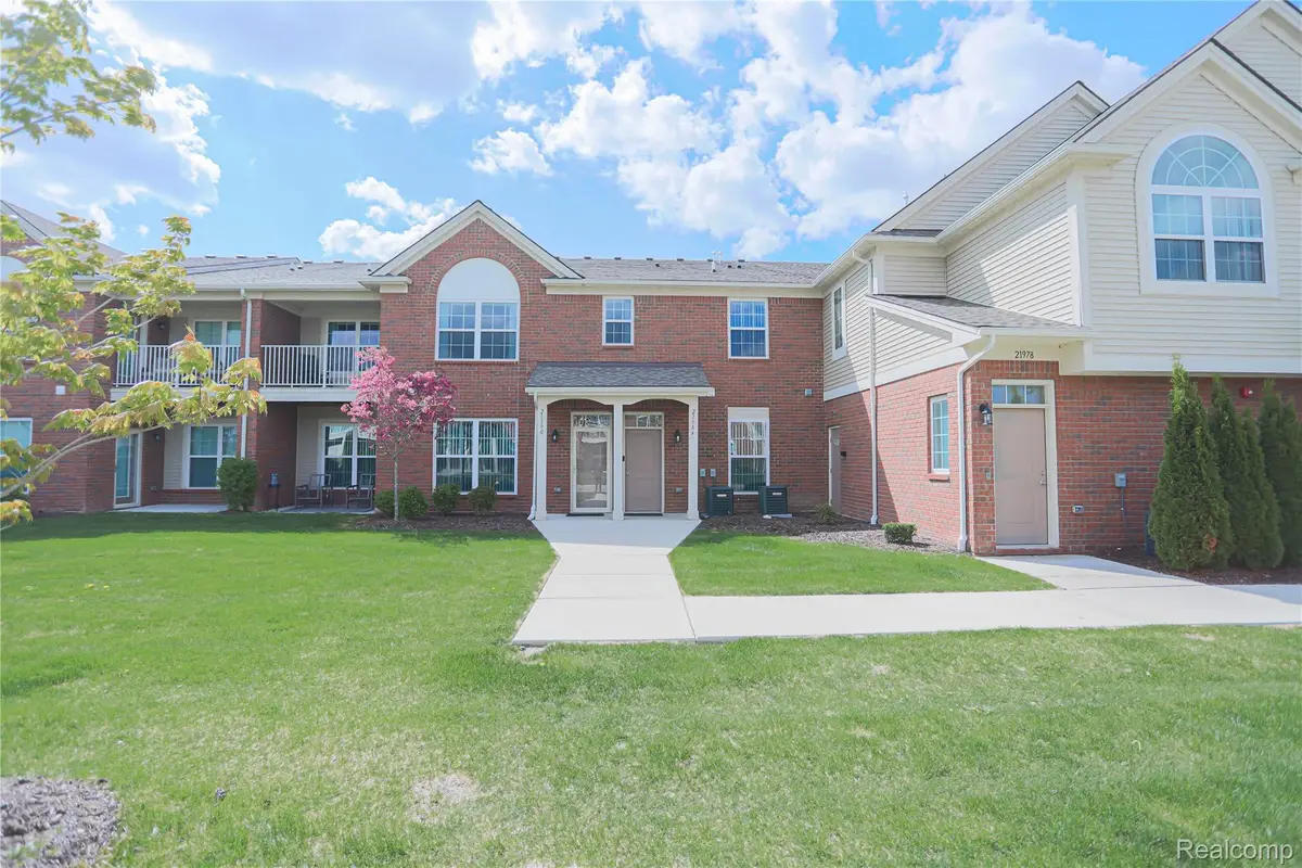 21984 Andover Drive, Macomb, MI 48042 - #1
