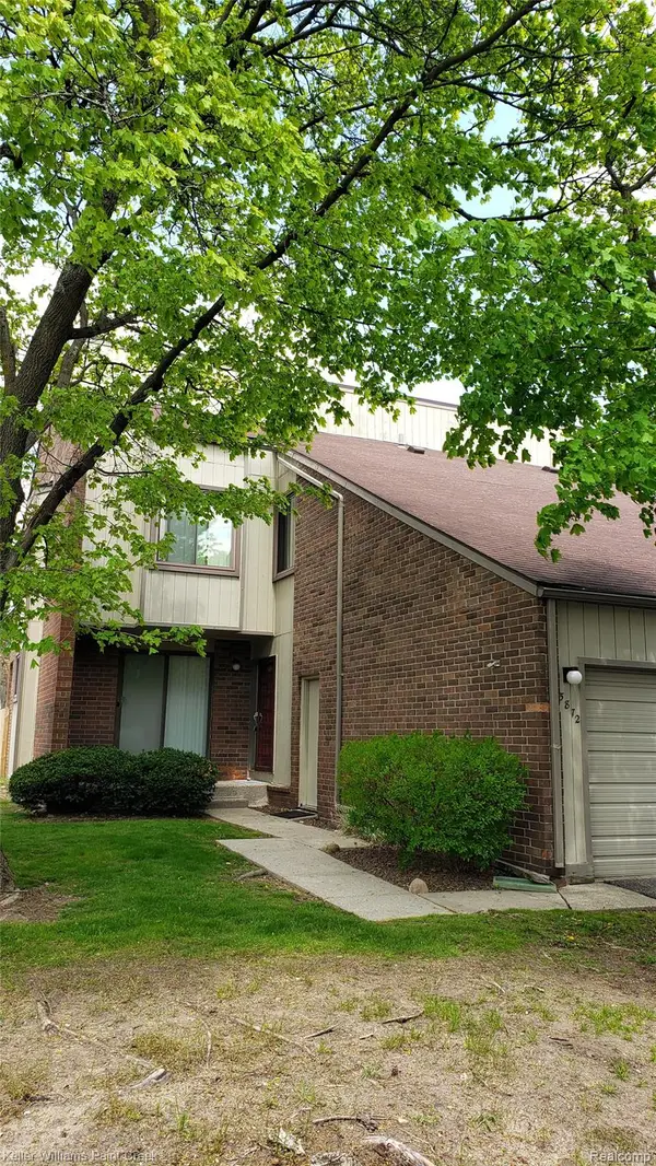 5872 Vassar, WestBloomfield, MI 48322