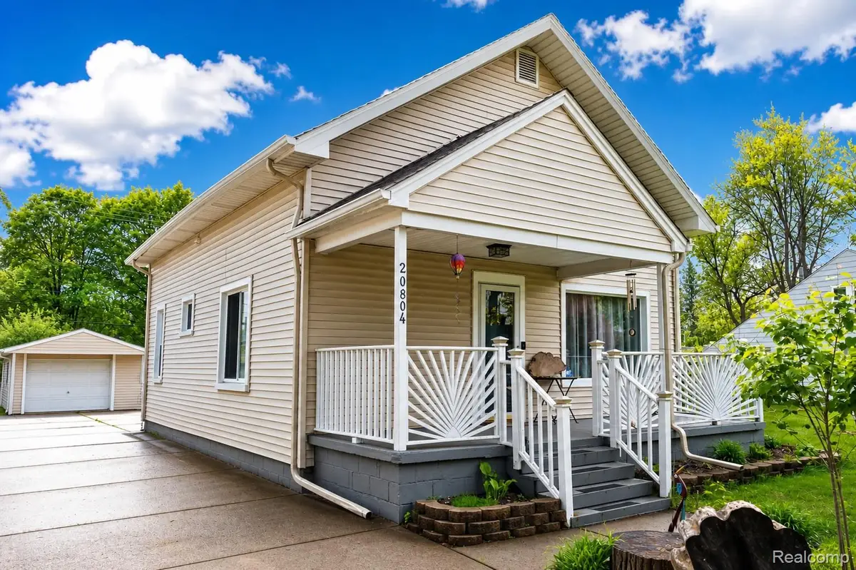 20804 Rensselaer Street, Farmington, MI 48336 - #1