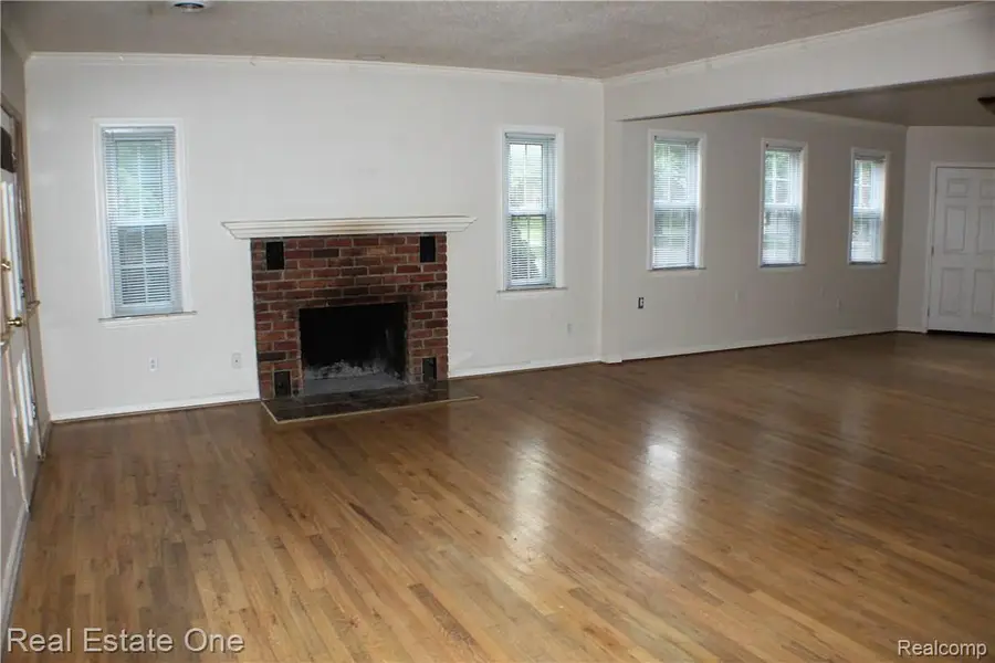 22324 Charter Street, Southfield, MI 48033 - #3